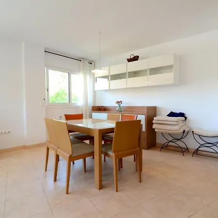 Apartment Trias Plaza *
