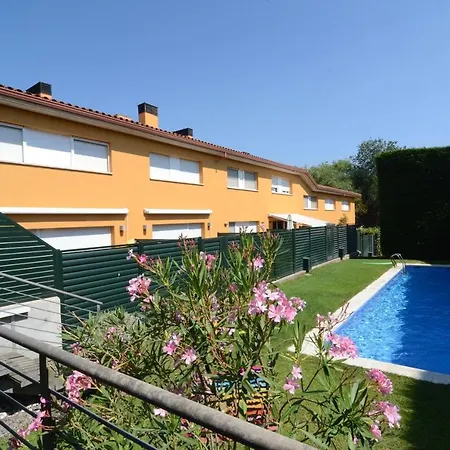 Apartment Trias Plaza
