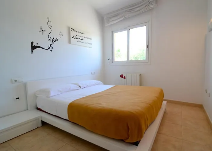 Trias Plaza Apartamento